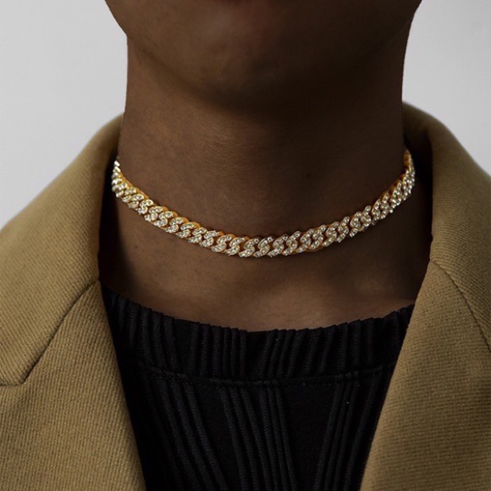 Yellow gold plated diamond zircon necklace and bracelet set.
